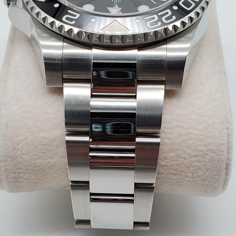 Authentic Rolex GMT-Master II 116710 Men Watch - Picture 4 of 16
